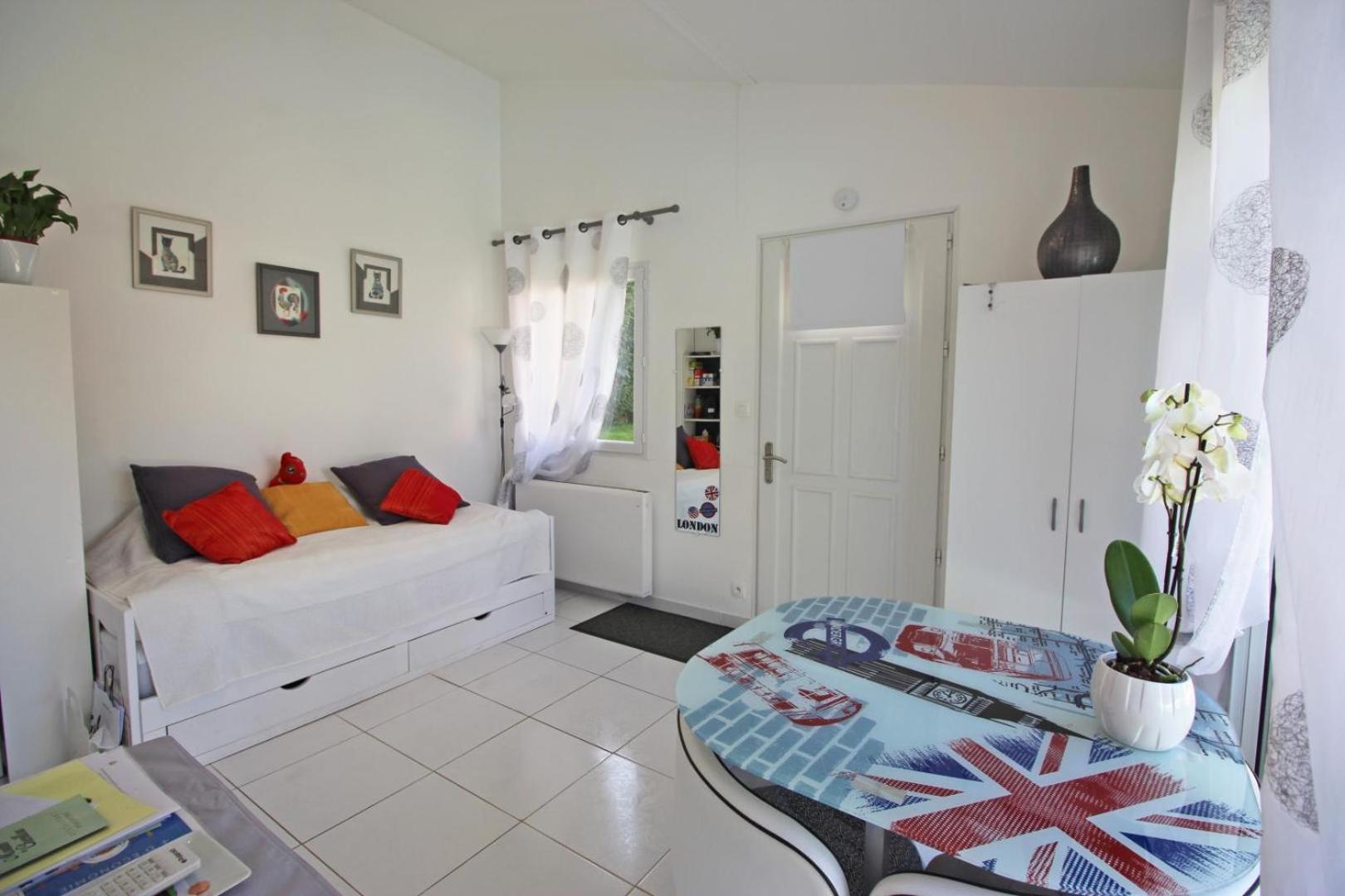 Les Carpes A Limoges Bed & Breakfast Exterior foto